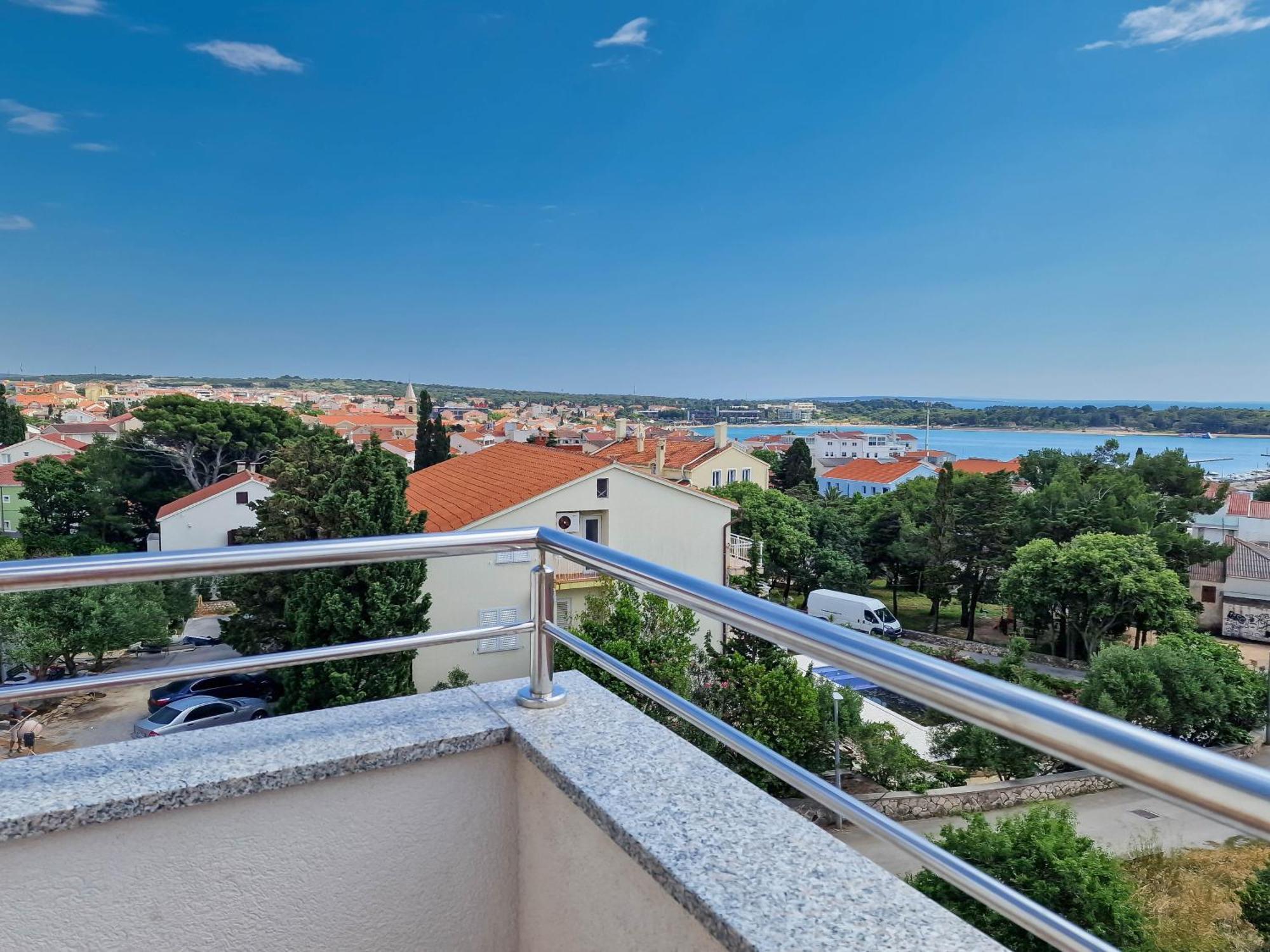 Avada Premium Apartment Novalja Ngoại thất bức ảnh